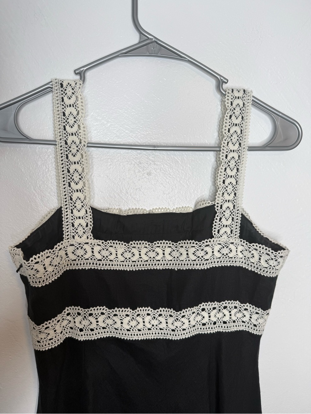 Ann Taylor LOFT Black Linen Crochet Lace Trim Mini Dress Size 4 Cottagecore - Picture 7 of 11